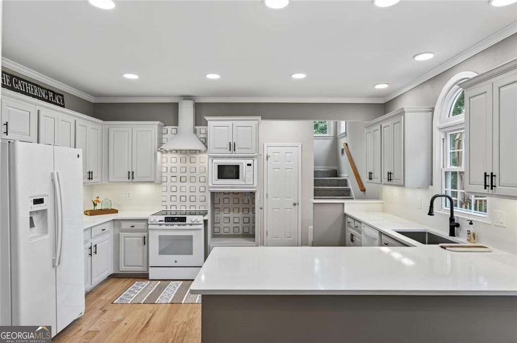 Marietta, Georgia 30062, United States, 4 Bedrooms Bedrooms, ,3 BathroomsBathrooms,Residential,Active,173614