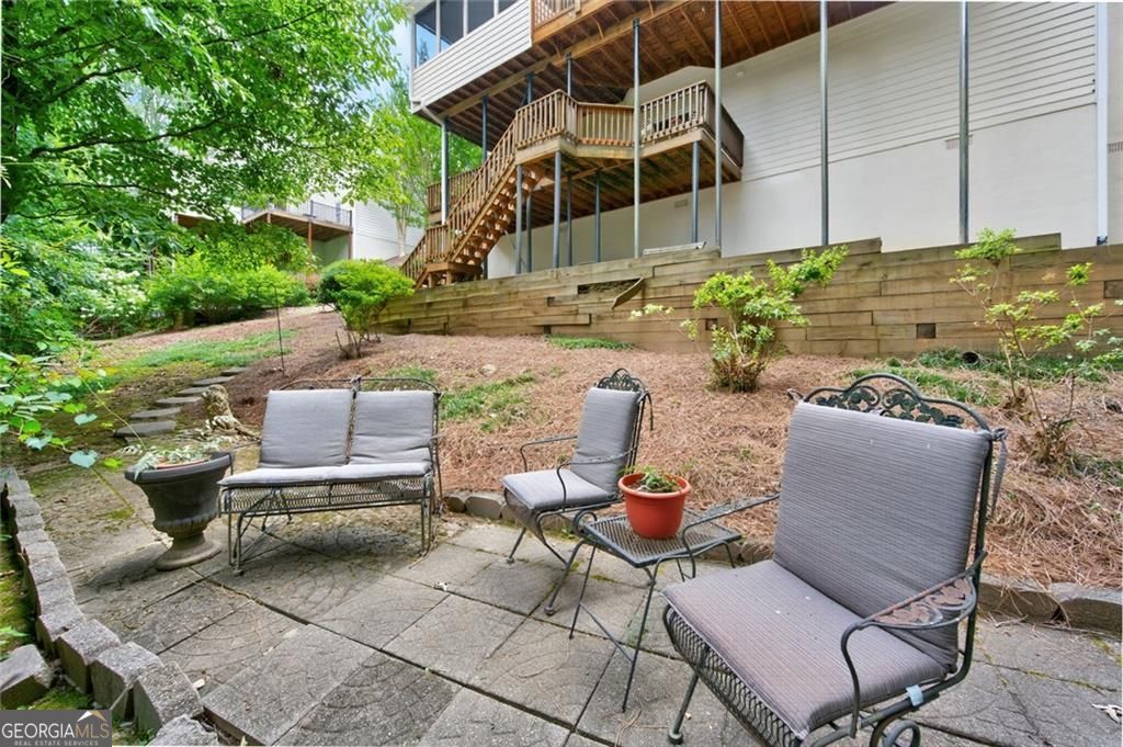 Marietta, Georgia 30062, United States, 4 Bedrooms Bedrooms, ,3 BathroomsBathrooms,Residential,Active,173614