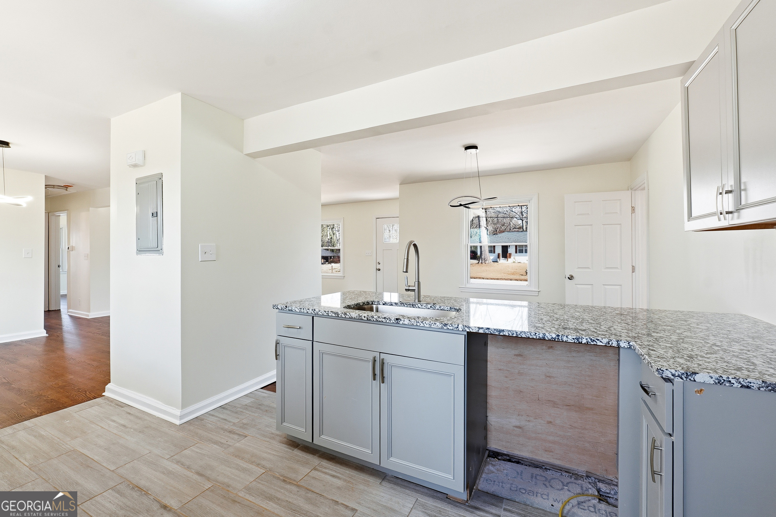 2653 Flagstone DR SE