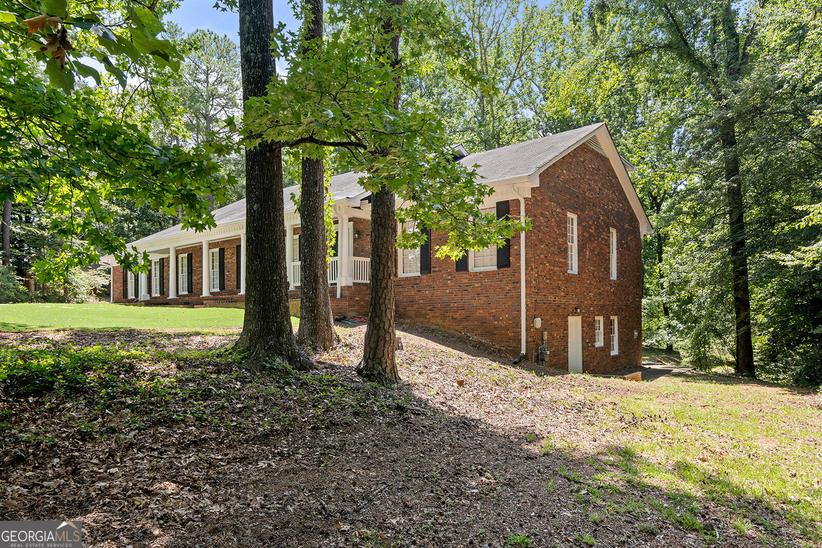 140 Old Fairburn Close SW