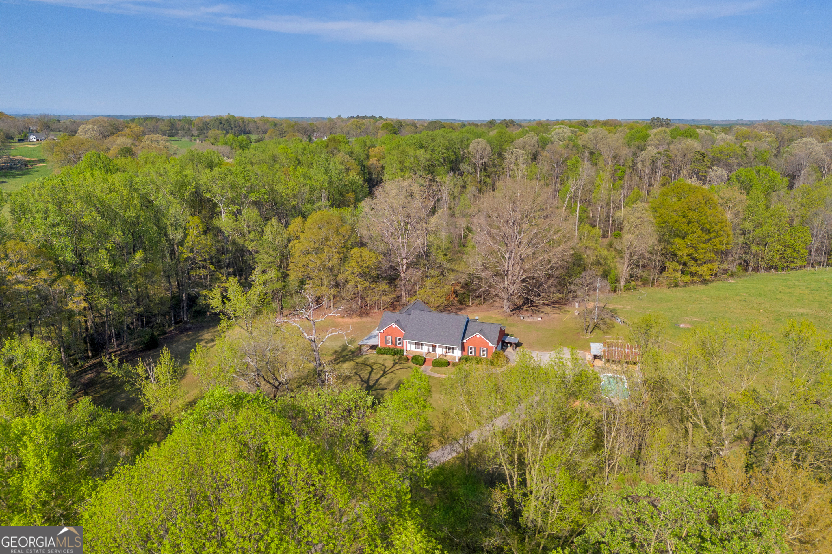 568 Hunt RD