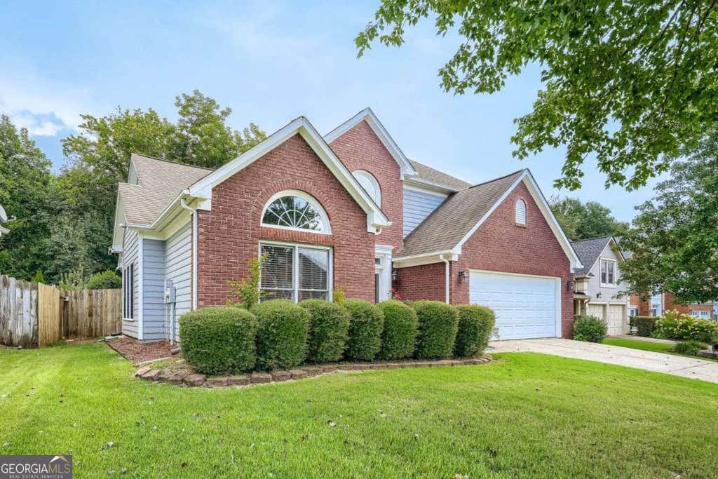 Photo of 2439 Alston Drive NE, Marietta, GA 30062 (MLS # 10822909)
