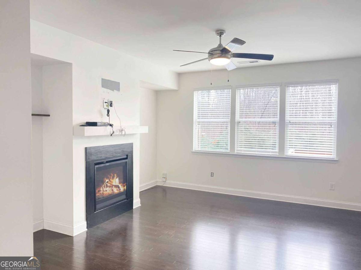 Overton Place - Residential Lease