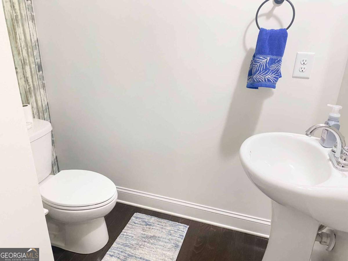 Overton Place - Residential Lease