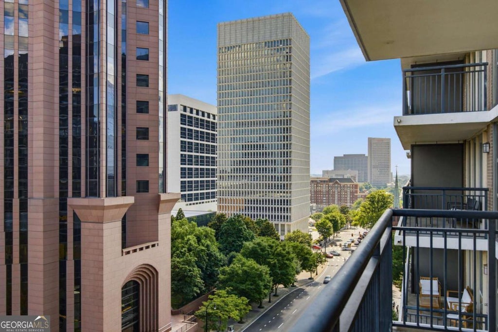 Photo of 620 Peachtree Street NE #1009, Atlanta, GA 30308 (MLS # 10802565)