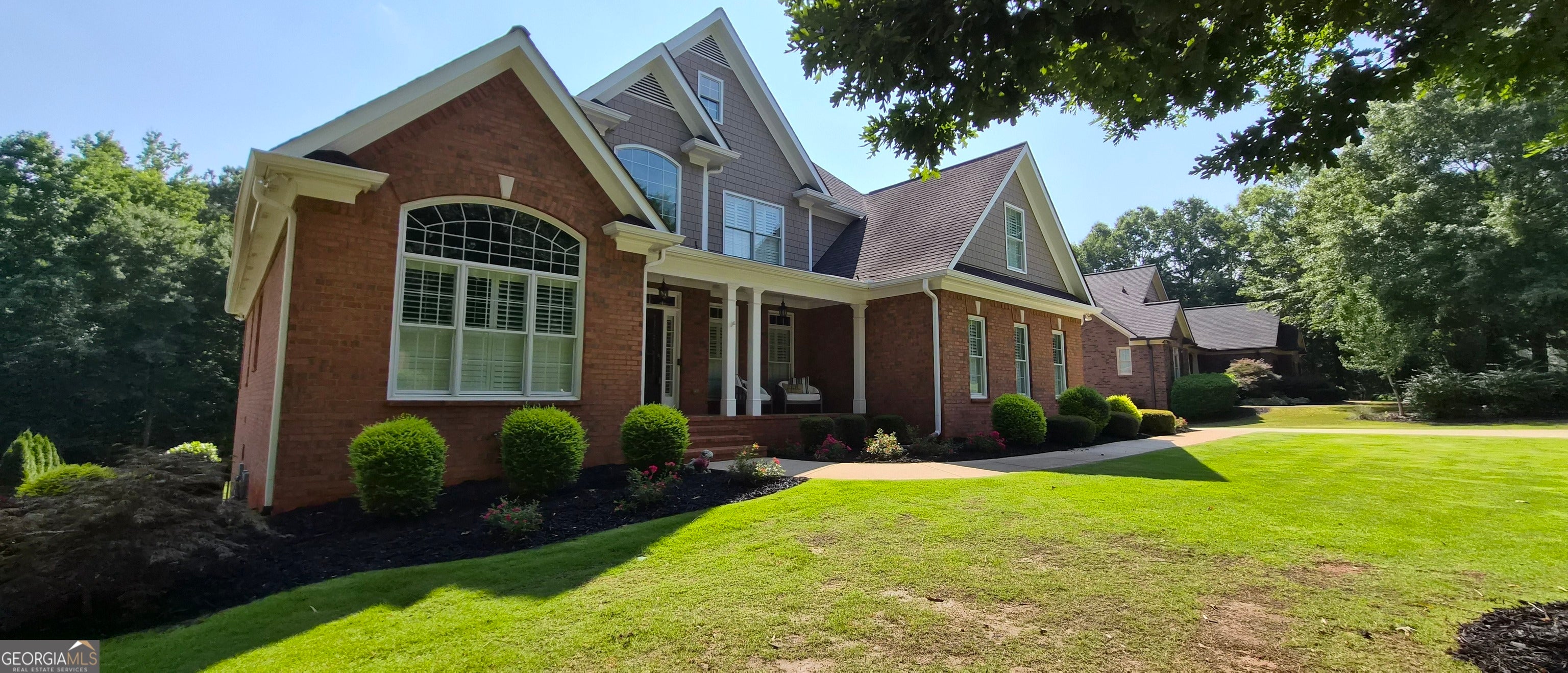 2190 Wade DR
