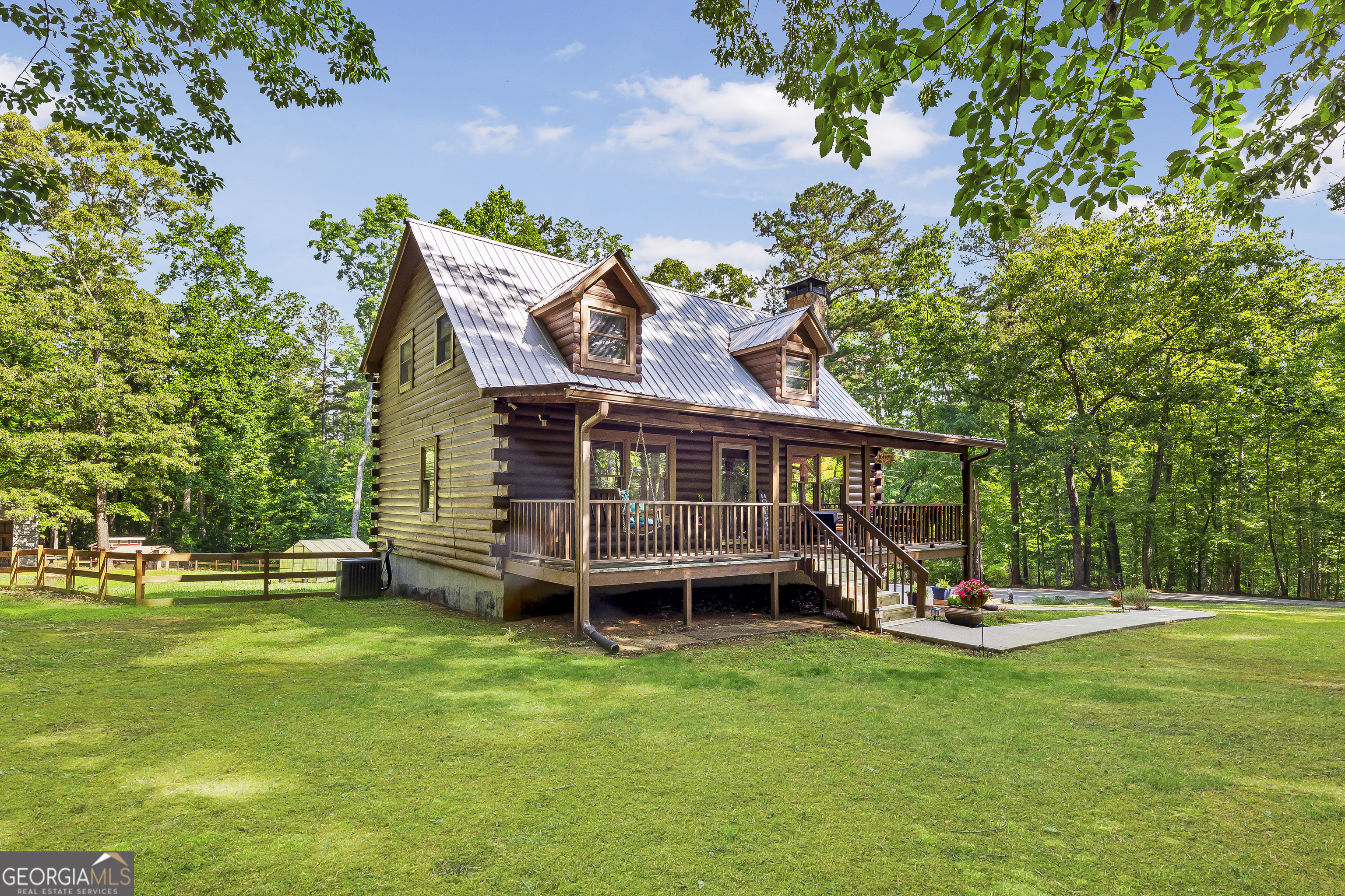 130 Hillside DR