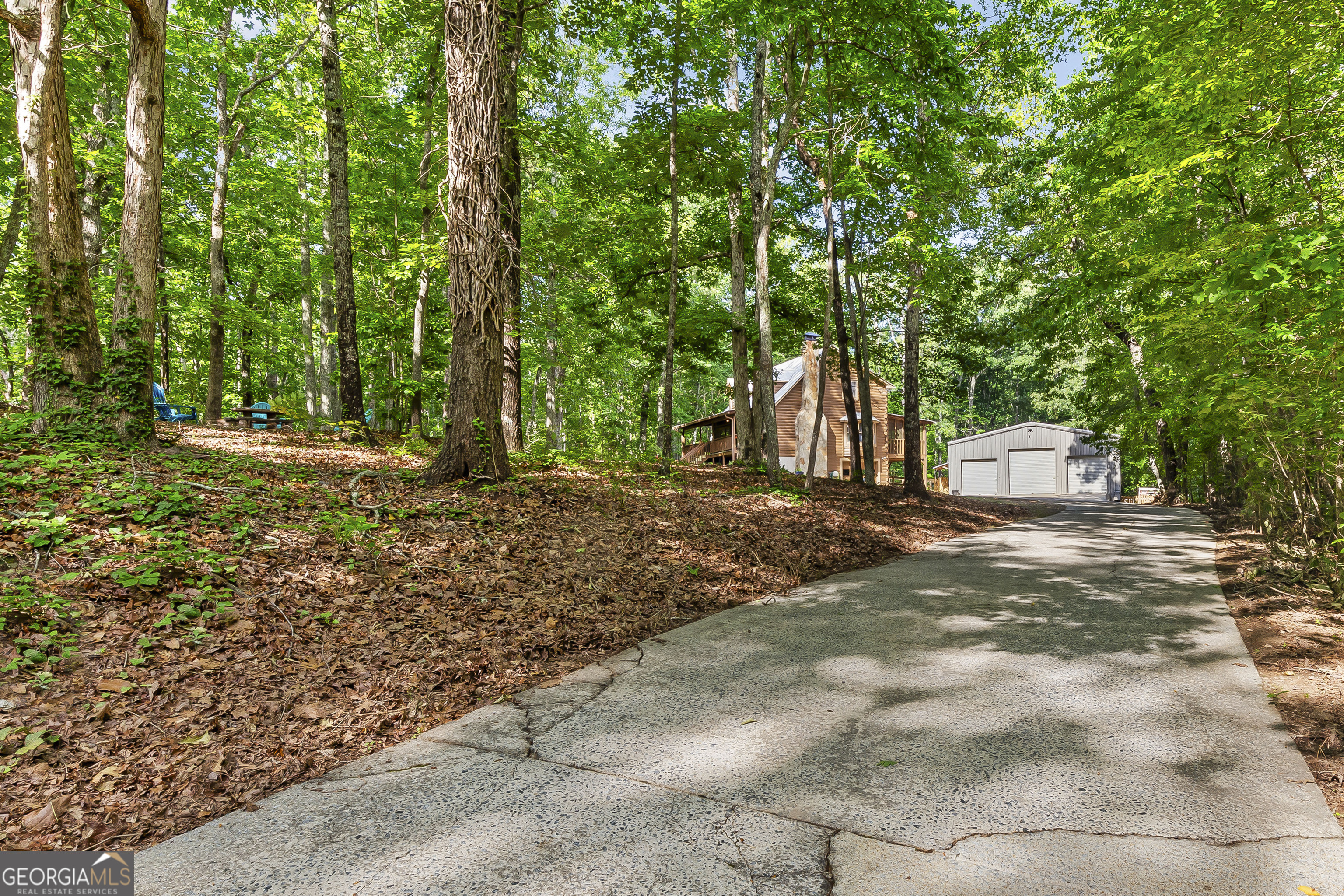 130 Hillside DR