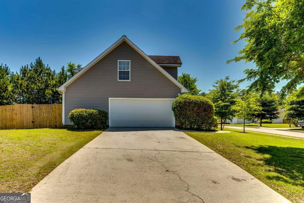 Photo of 3421 Madison Ridge Trail, Snellville, GA 30039 (MLS # 10766353)