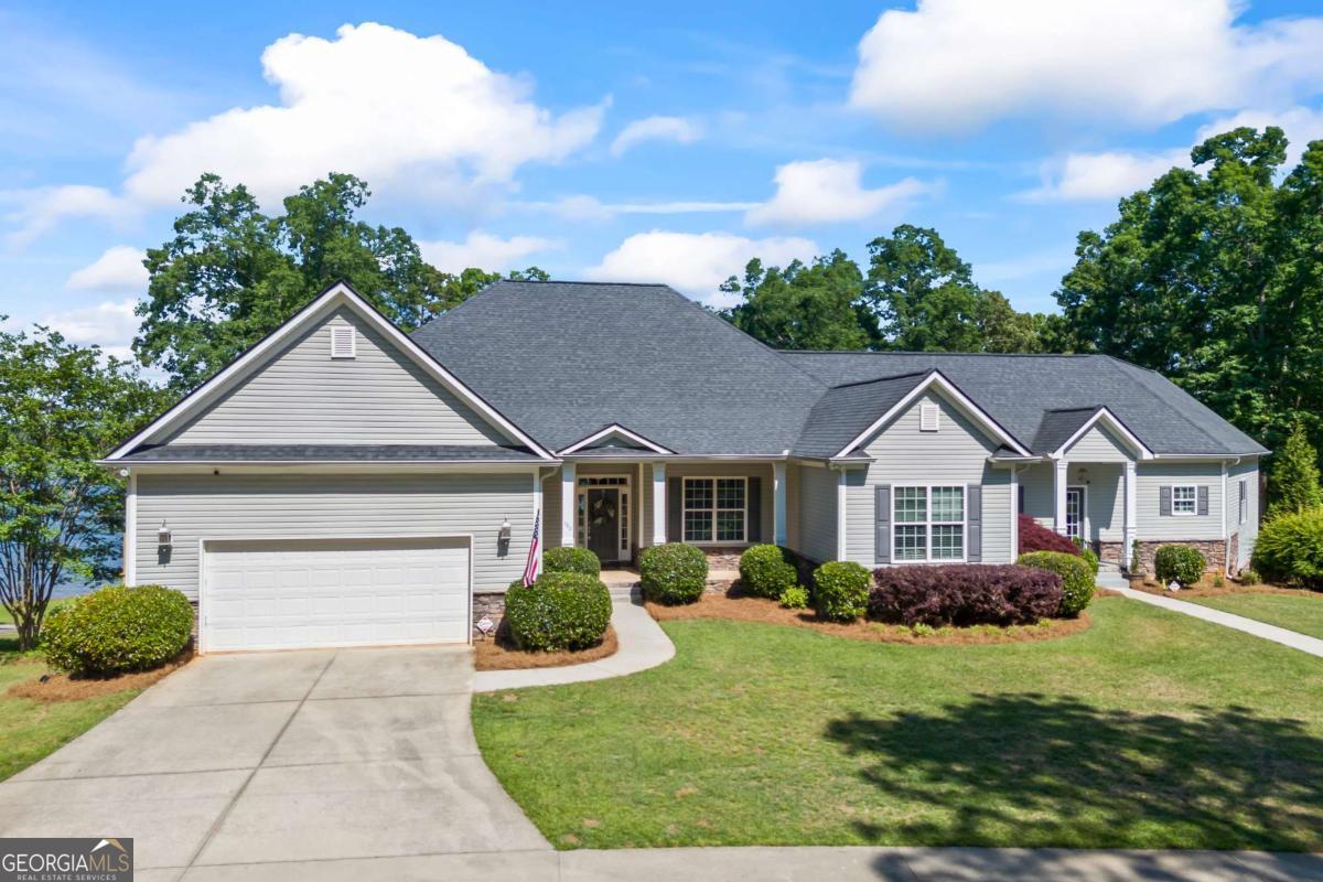 160 Evans DR