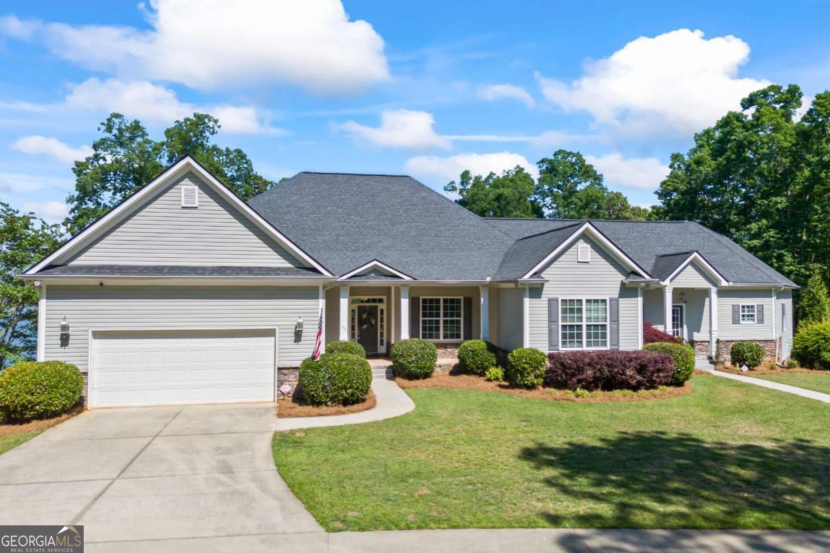 160 Evans DR