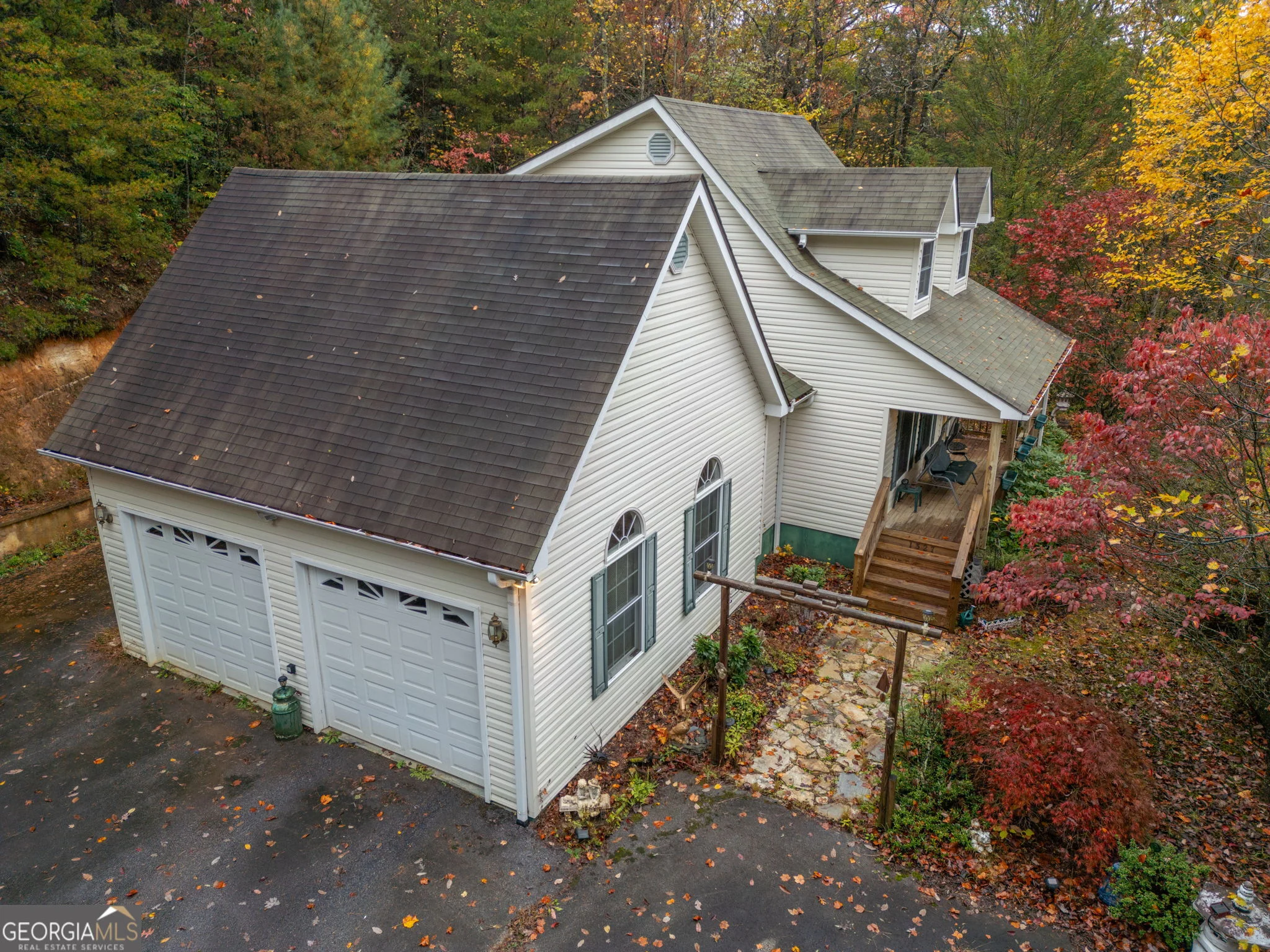 1327 Pinnacle Drive