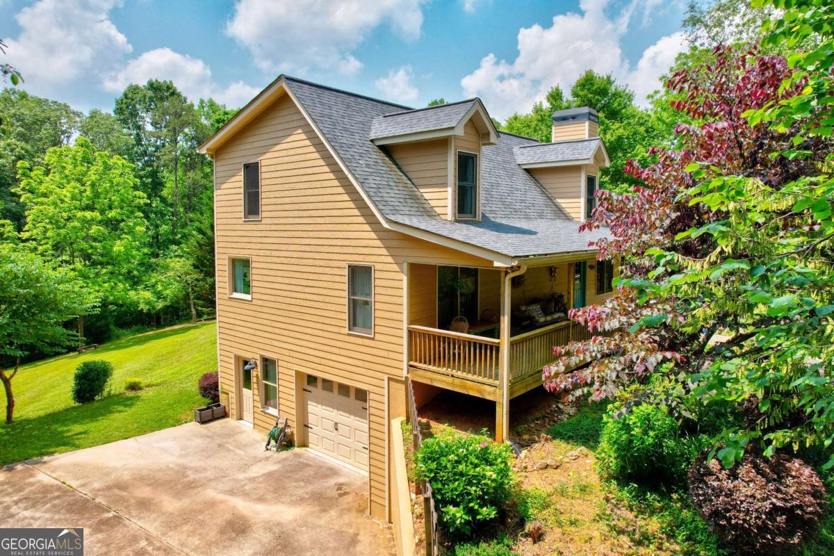 242 Noelle LN