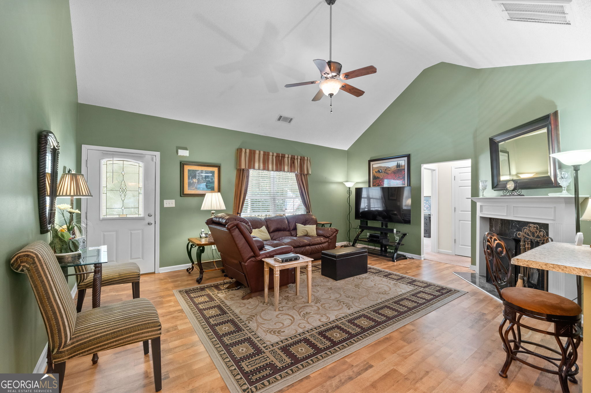 245 Pleasant Valley RD