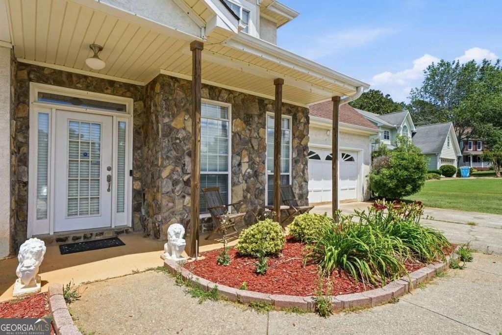 Photo of 909 Shadow Ridge Circle, Stockbridge, GA 30281 (MLS # 10769156)