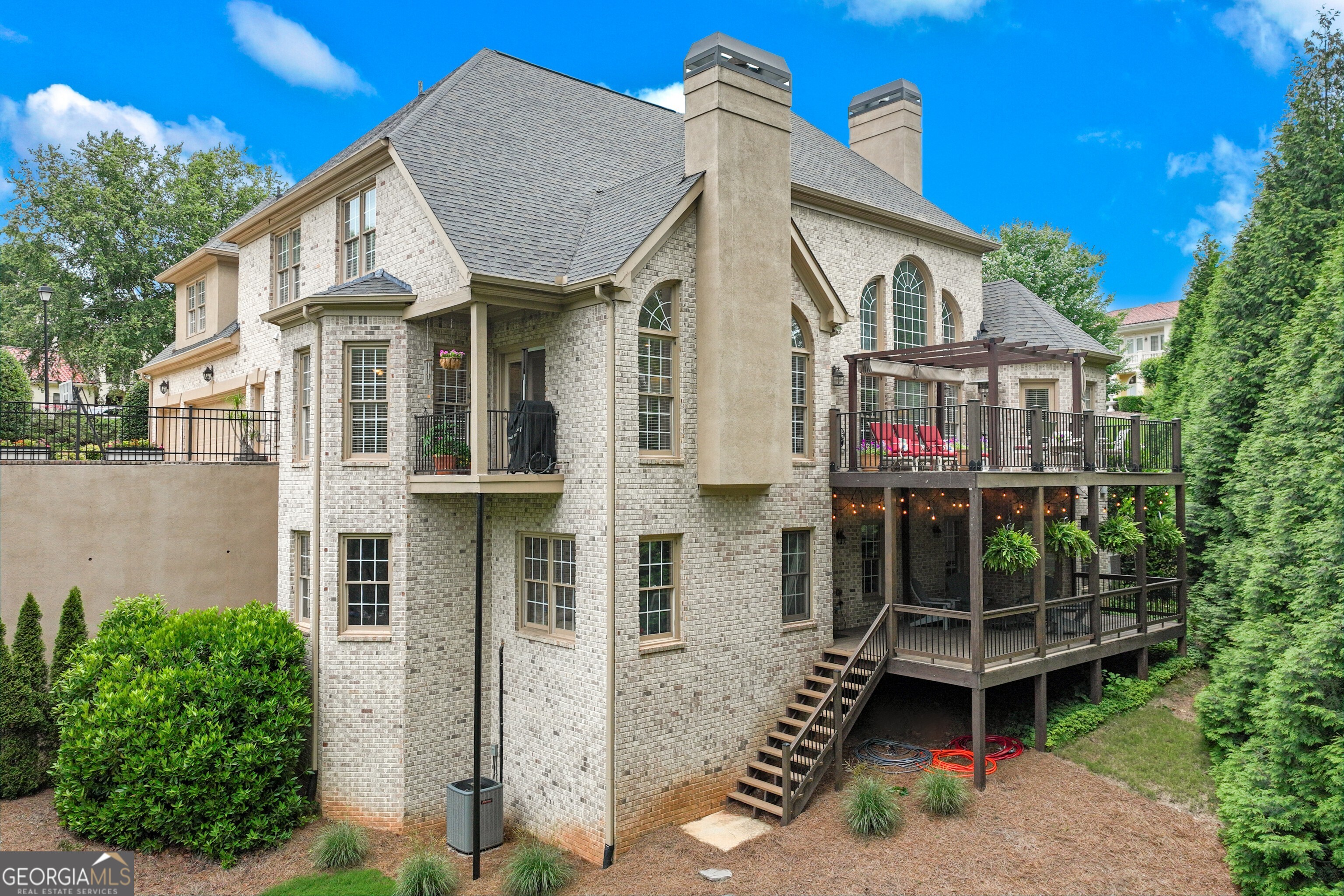 5359 Point South DR