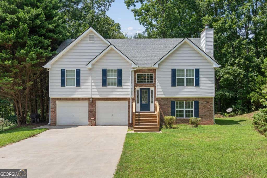 Photo of 4718 Middleboro Lane, Gainesville, GA 30506 (MLS # 10825751)
