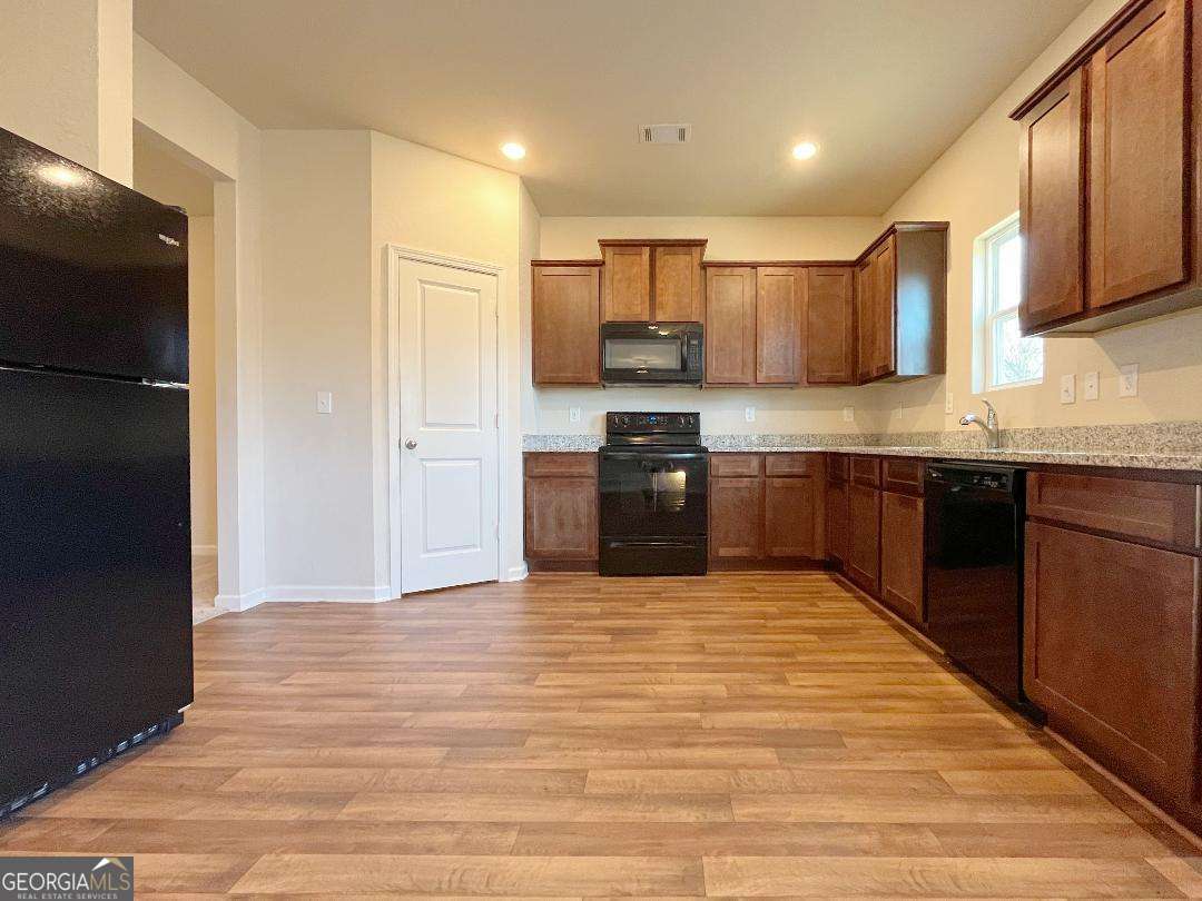 SEASONS AT PENDERGRASS - Residential
