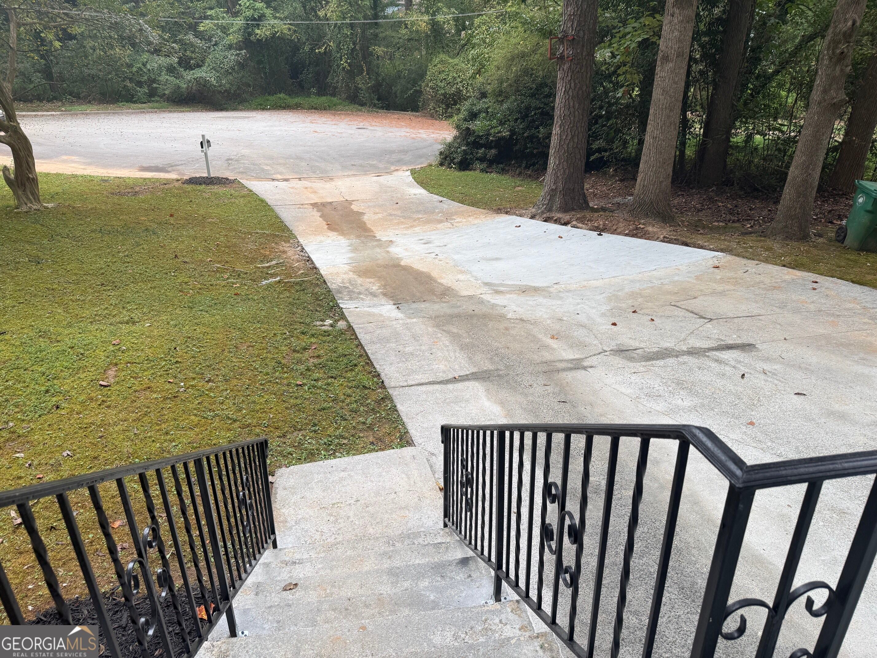 5959 Simone DR