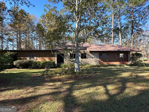 A home in Adel