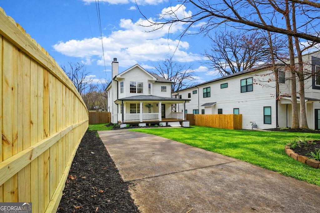 Photo of 1232 Memorial Drive SE, Atlanta, GA 30316 (MLS # 10705846)