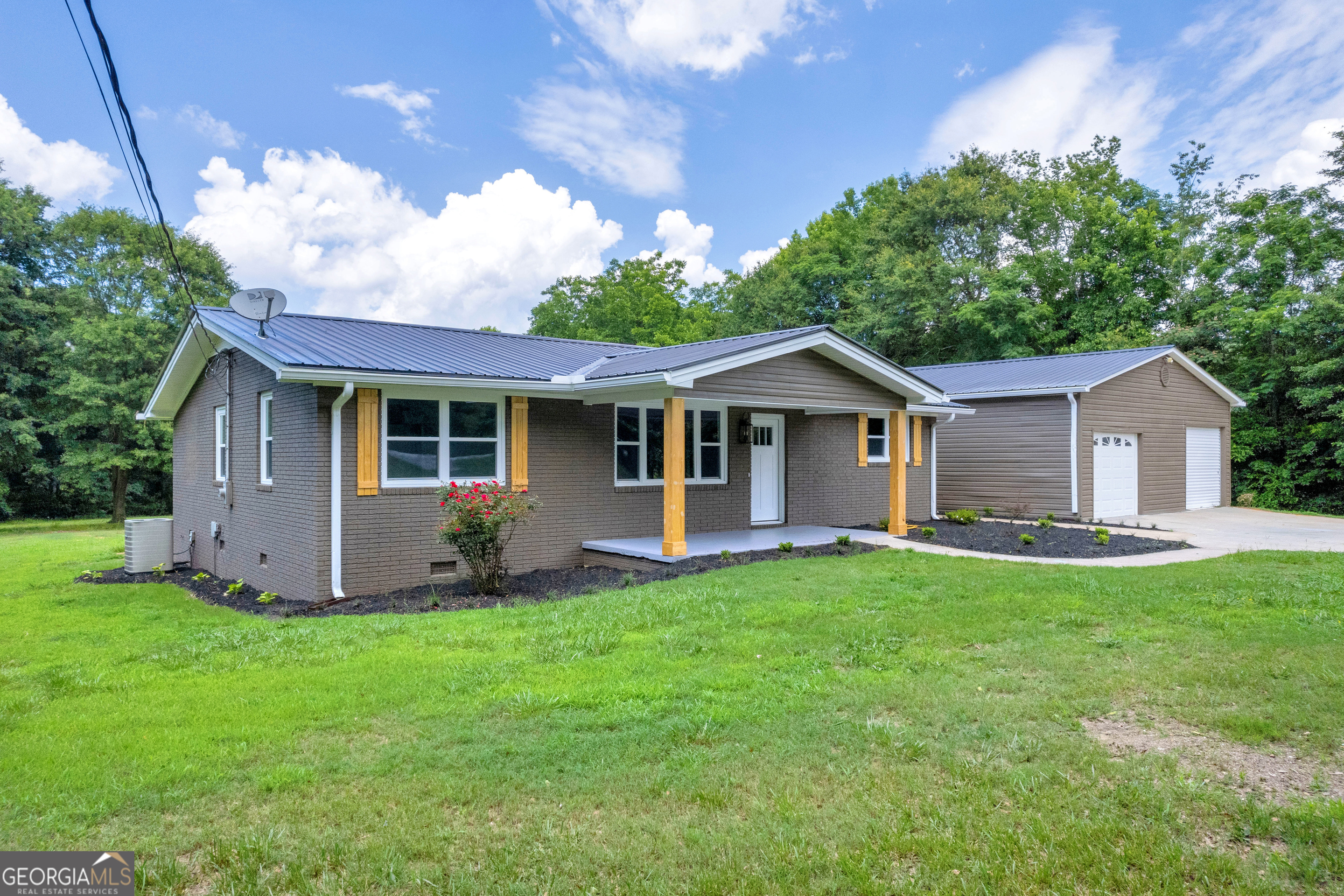 3689 Anderson HWY
