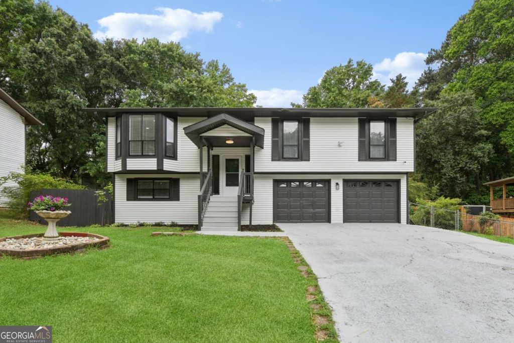 Photo of 1824 Danielle Place, Lawrenceville, GA 30043 (MLS # 10770995)