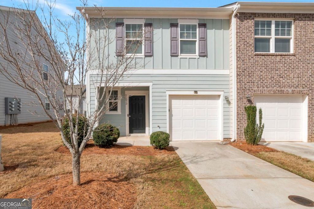 Photo of 11973 FULLER Street, Hampton, GA 30228 (MLS # 10711557)