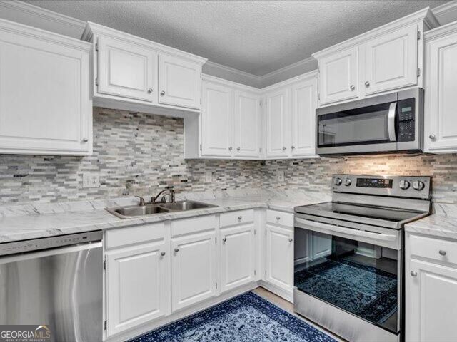 356 River Pointe DR 356