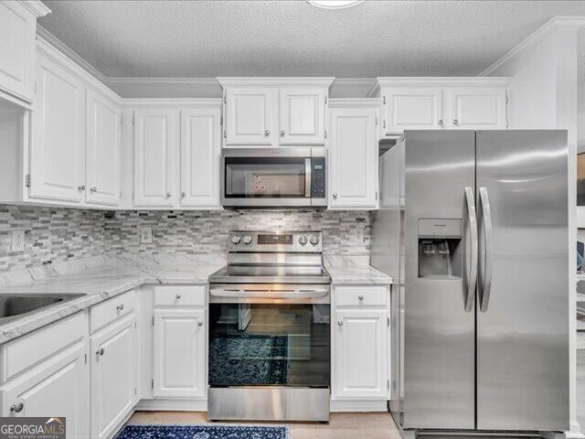 356 River Pointe DR 356