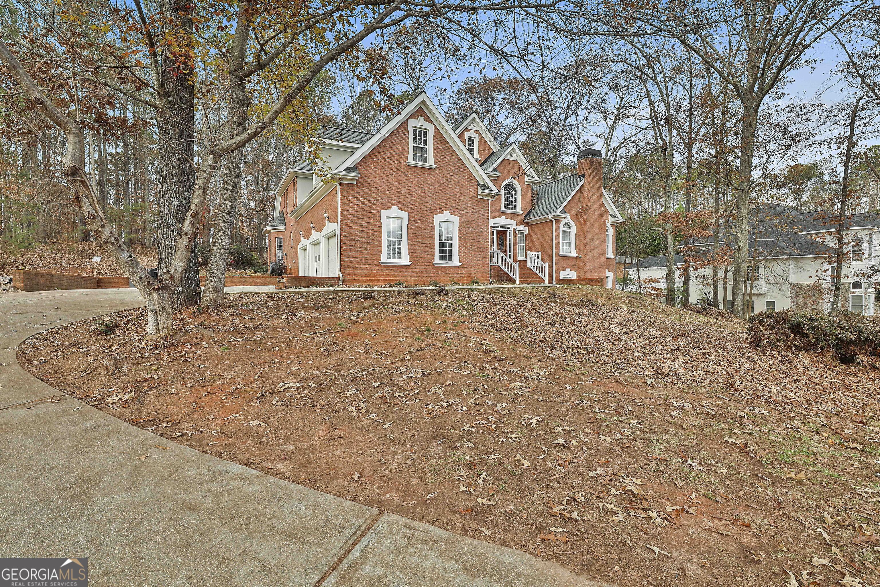 165 Standing Oak PL