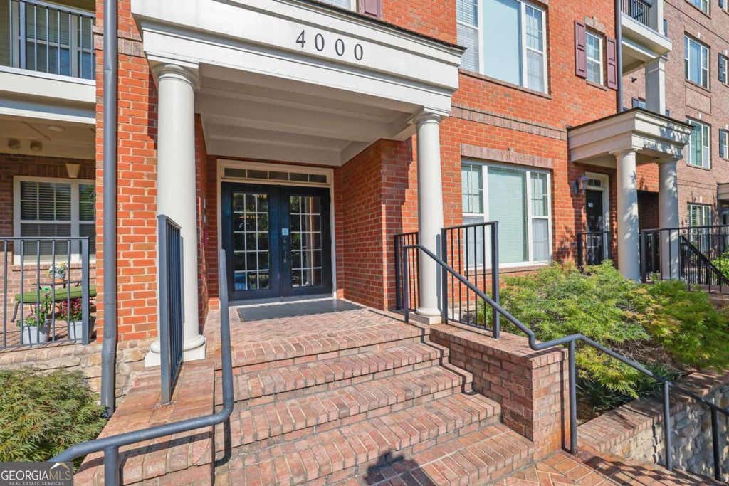 Photo of 2300 Peachford Road #4204, Atlanta, GA 30338 (MLS # 10801853)