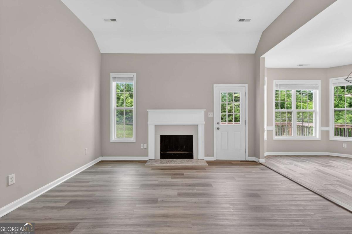 109 Arlington CT