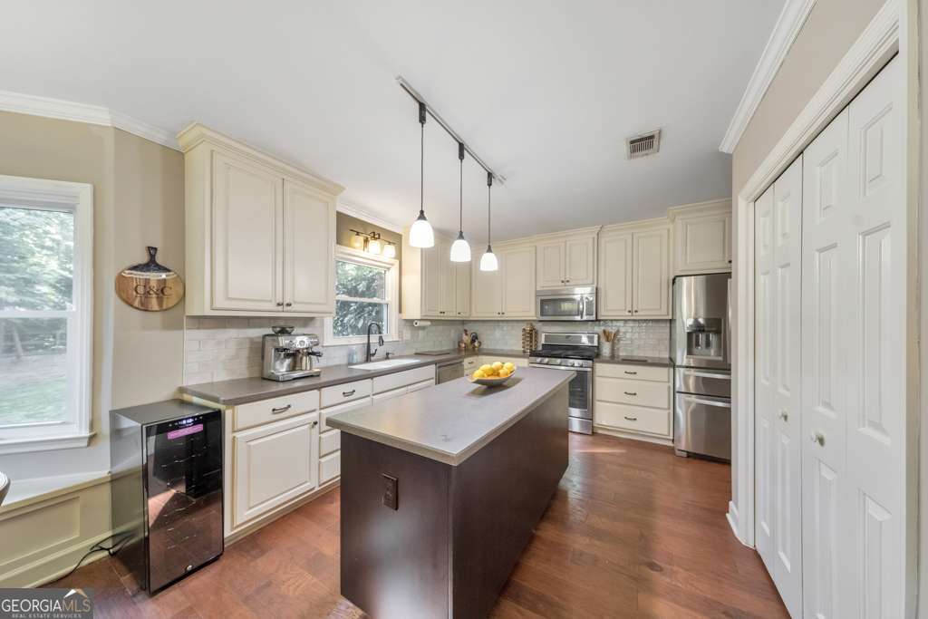 3056 Eagle Watch DR