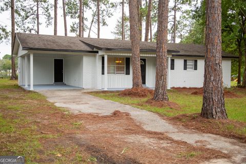 A home in Baxley