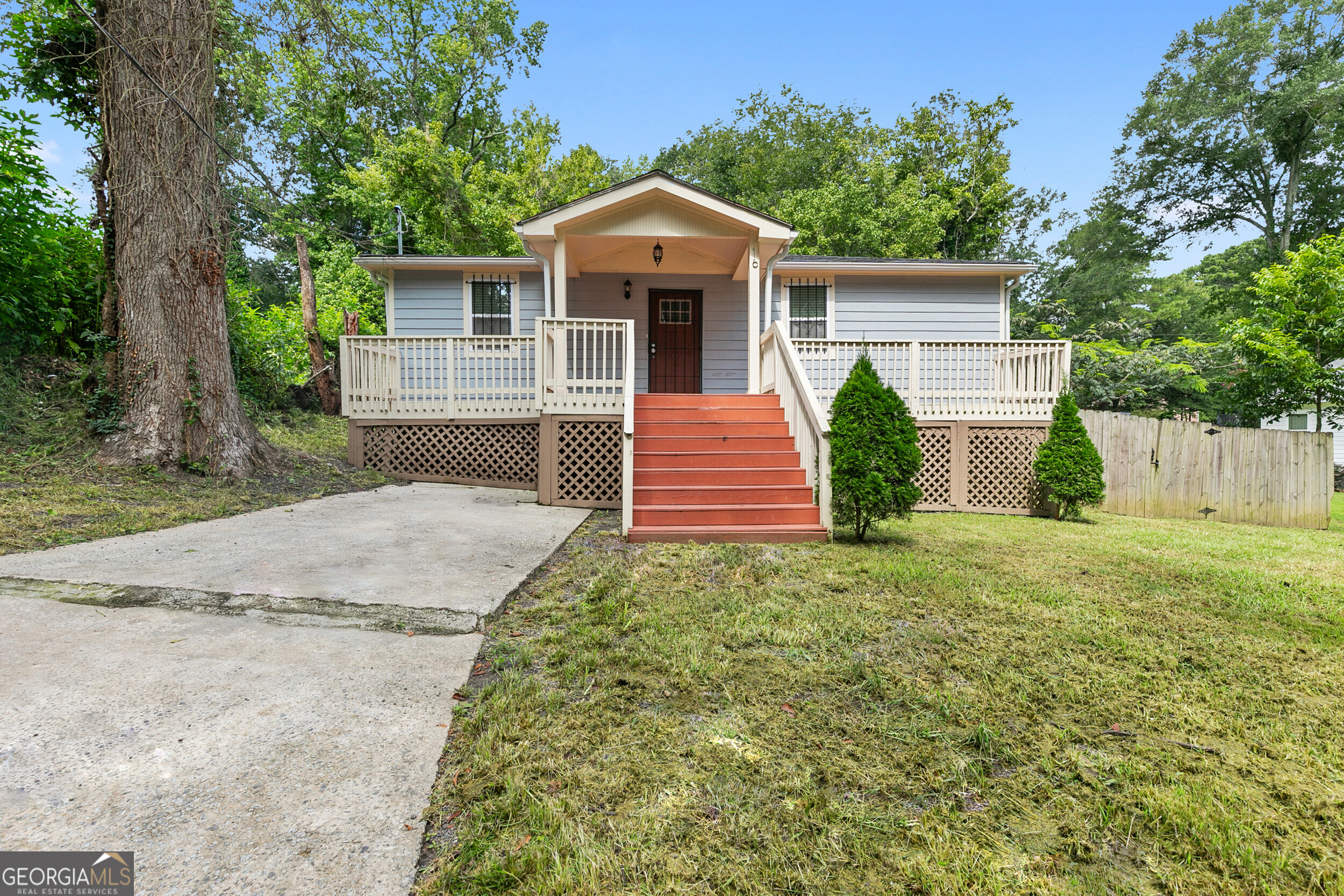 Charming Ranch-Style Retreat in Atlanta's Up-and-Coming Dixie Hills Welcome home to a delightful 3-bedroom, 1-bath ranch-style gem nestled in the heart of the Lamar Heights subdivision. At 960 sq ft, this cozy home offers the perfect canvas to bring your personal vision to life-whether you're looking for your first home, a smart investor opportunity, or a starter for a growing family. this property blends classic charm with modern potential. A generous 6,142 sqft lot offers plenty of room for expansion or outdoor entertaining. Built in 1955, the home retains original character and invites renovation while offering a sound structure for your creative upgrades. Located in Dixie Hills, this home enjoys proximity to schools, parks, shopping, and the MARTA transit system-making urban living accessible on a budget. Why You'll Love It Cozy & Versatile - A compact footprint that's big on opportunity. Fast-Growing Locale - A neighborhood on the rise, ideal for builders or visionaries. Functional living - Three bedrooms and one full bath in a single-level layout.