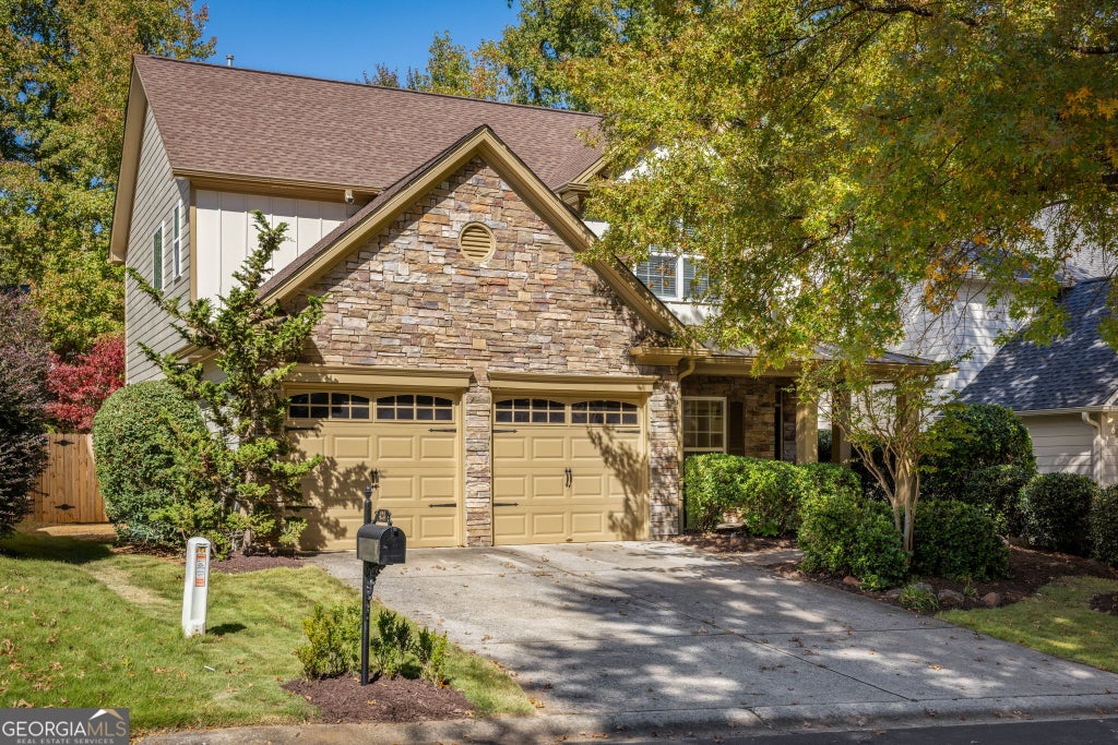 Photo of 424 Highlands Loop, Woodstock, GA 30188 (MLS # 10881514)