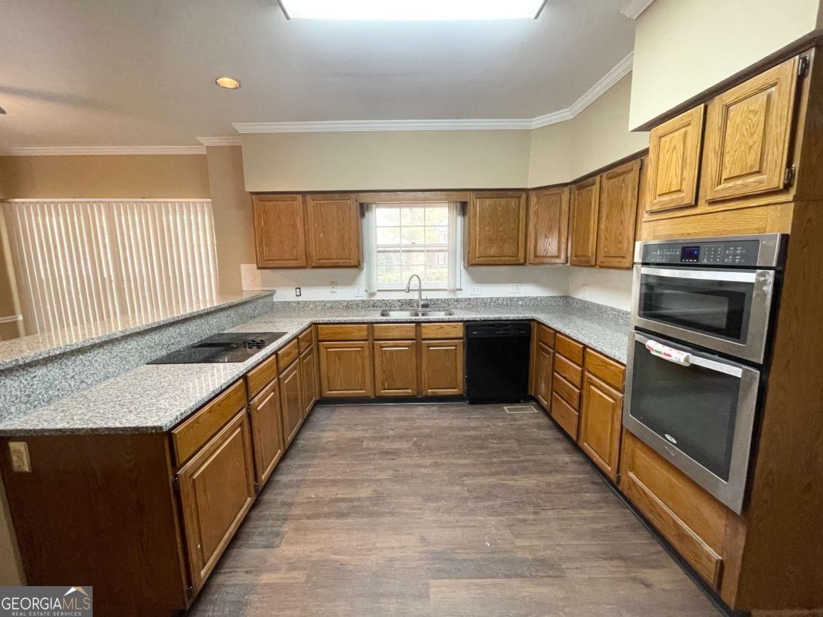 5005 Johns Creek CT