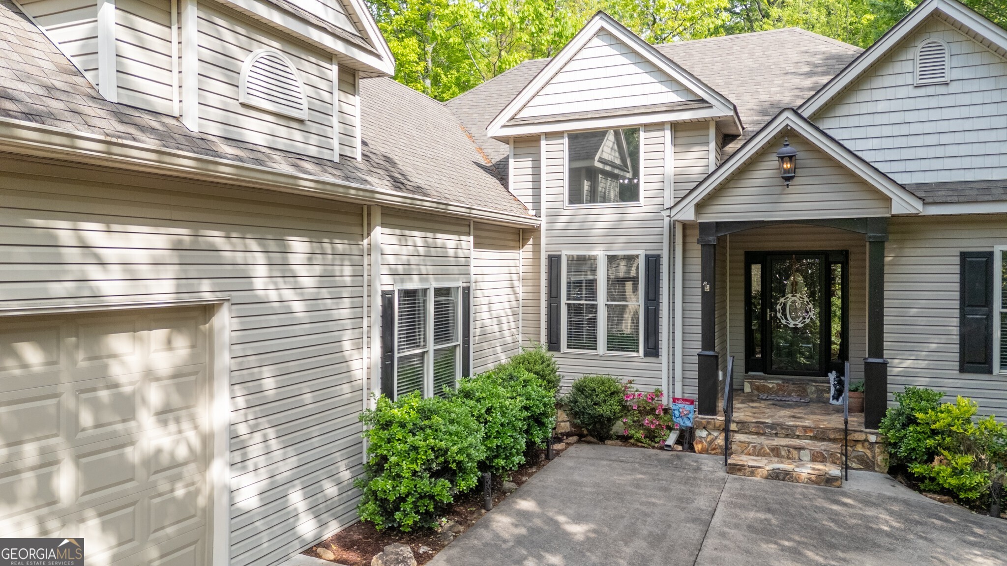 2540 Tamarack DR