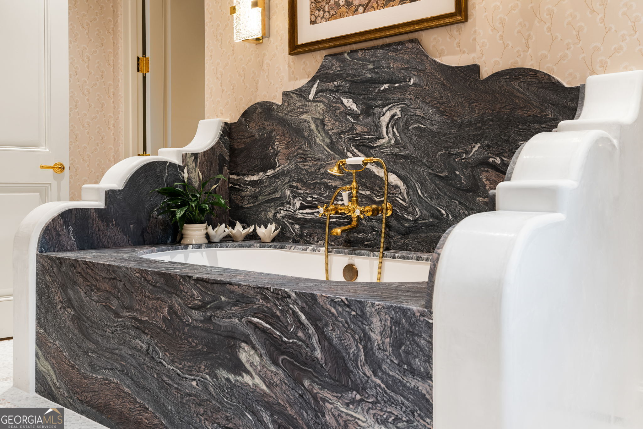 Tuxedo Park - Residential