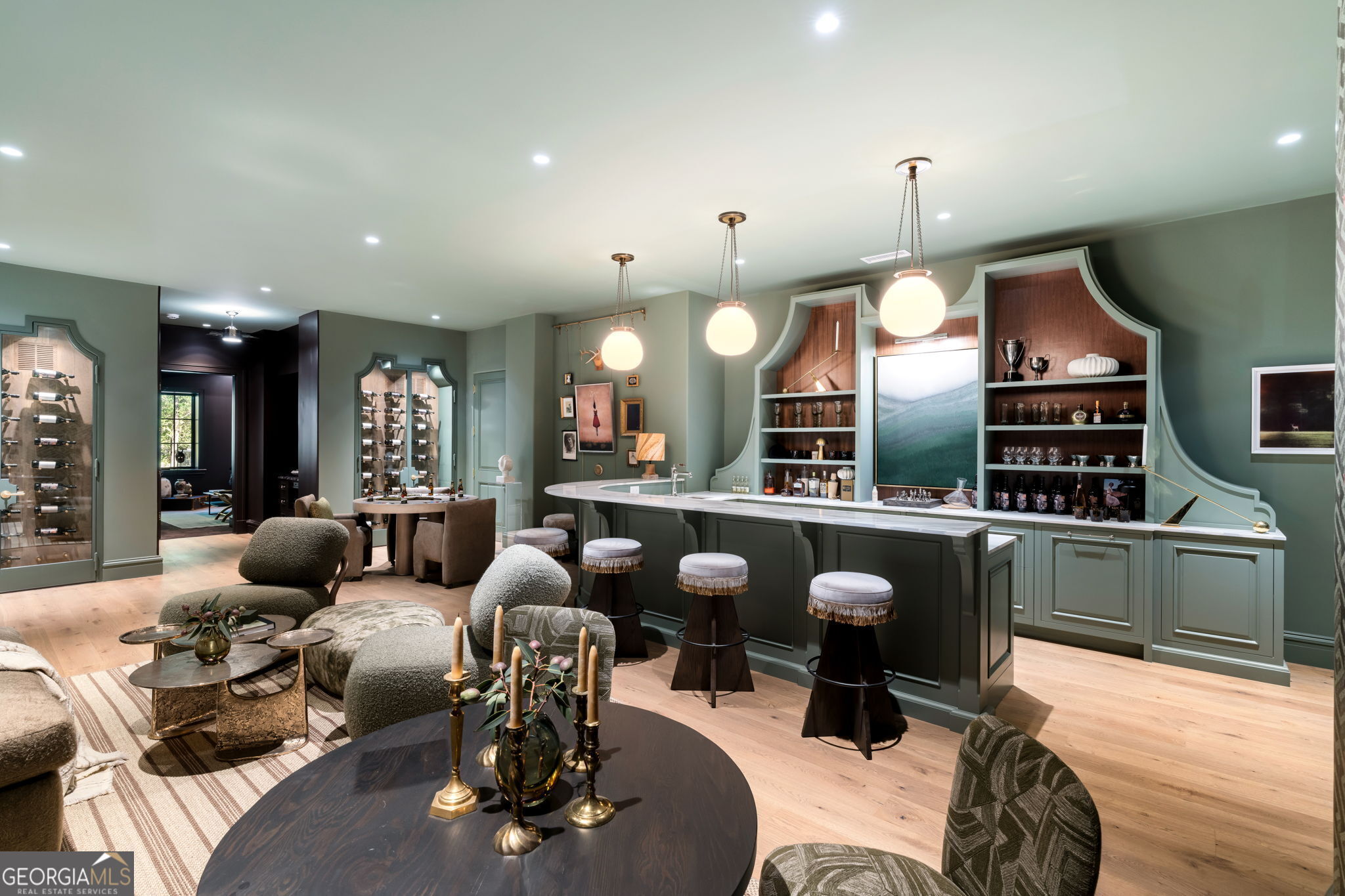 Tuxedo Park - Residential