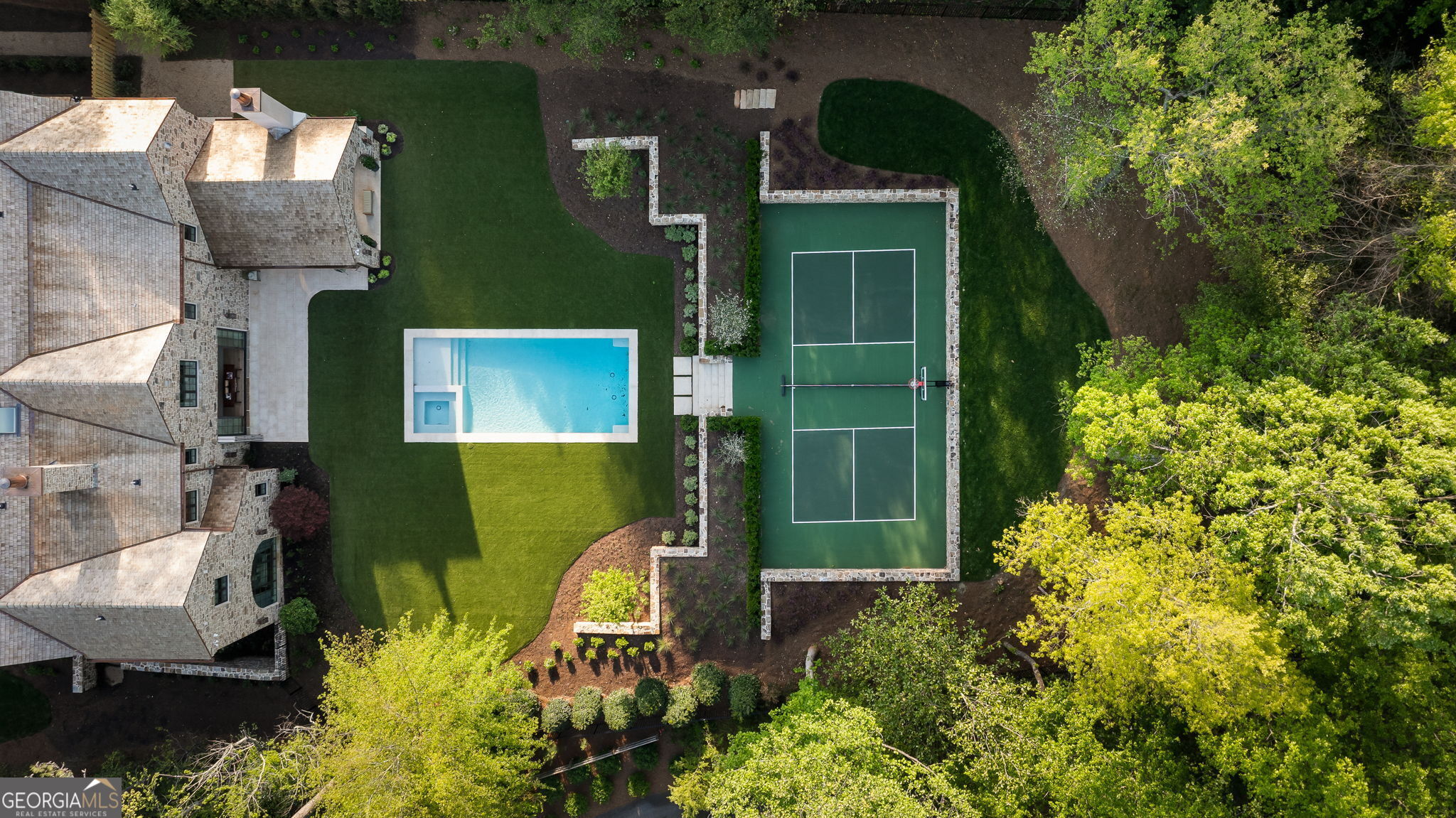 Tuxedo Park - Residential