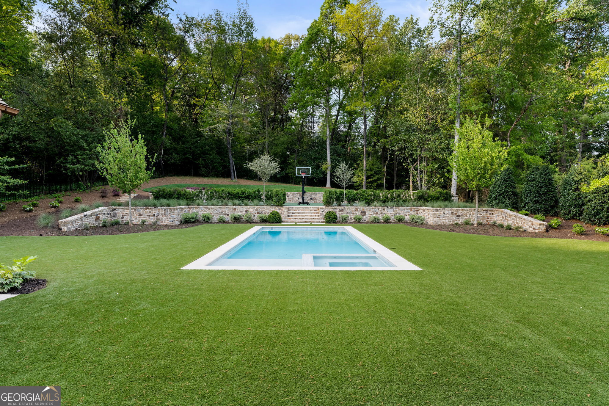 Tuxedo Park - Residential