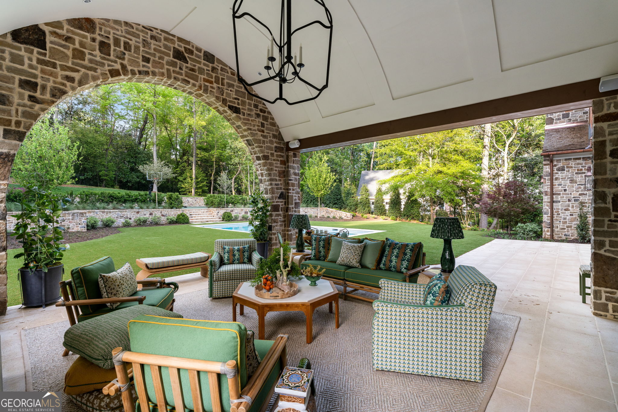 Tuxedo Park - Residential