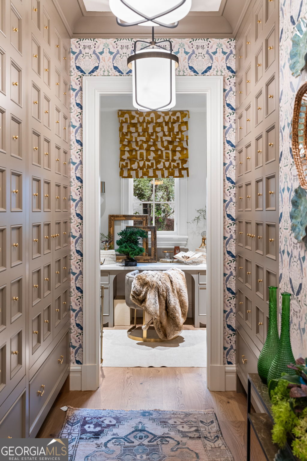 Tuxedo Park - Residential