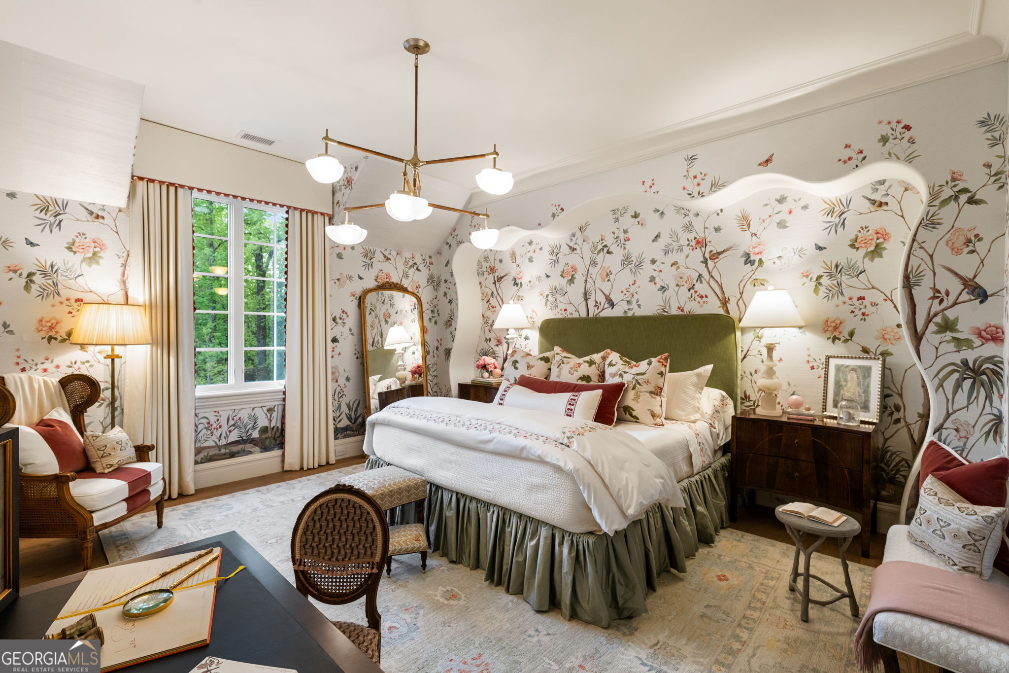 Tuxedo Park - Residential