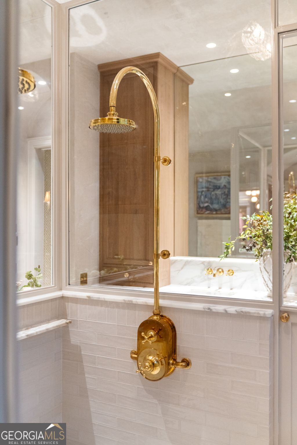 Tuxedo Park - Residential