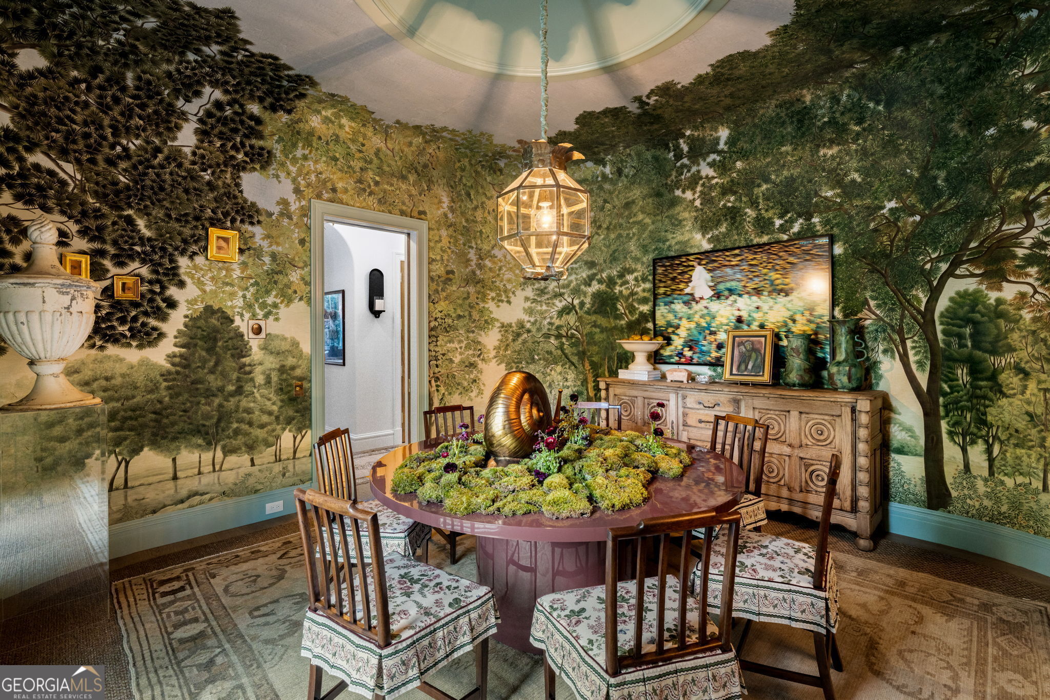 Tuxedo Park - Residential