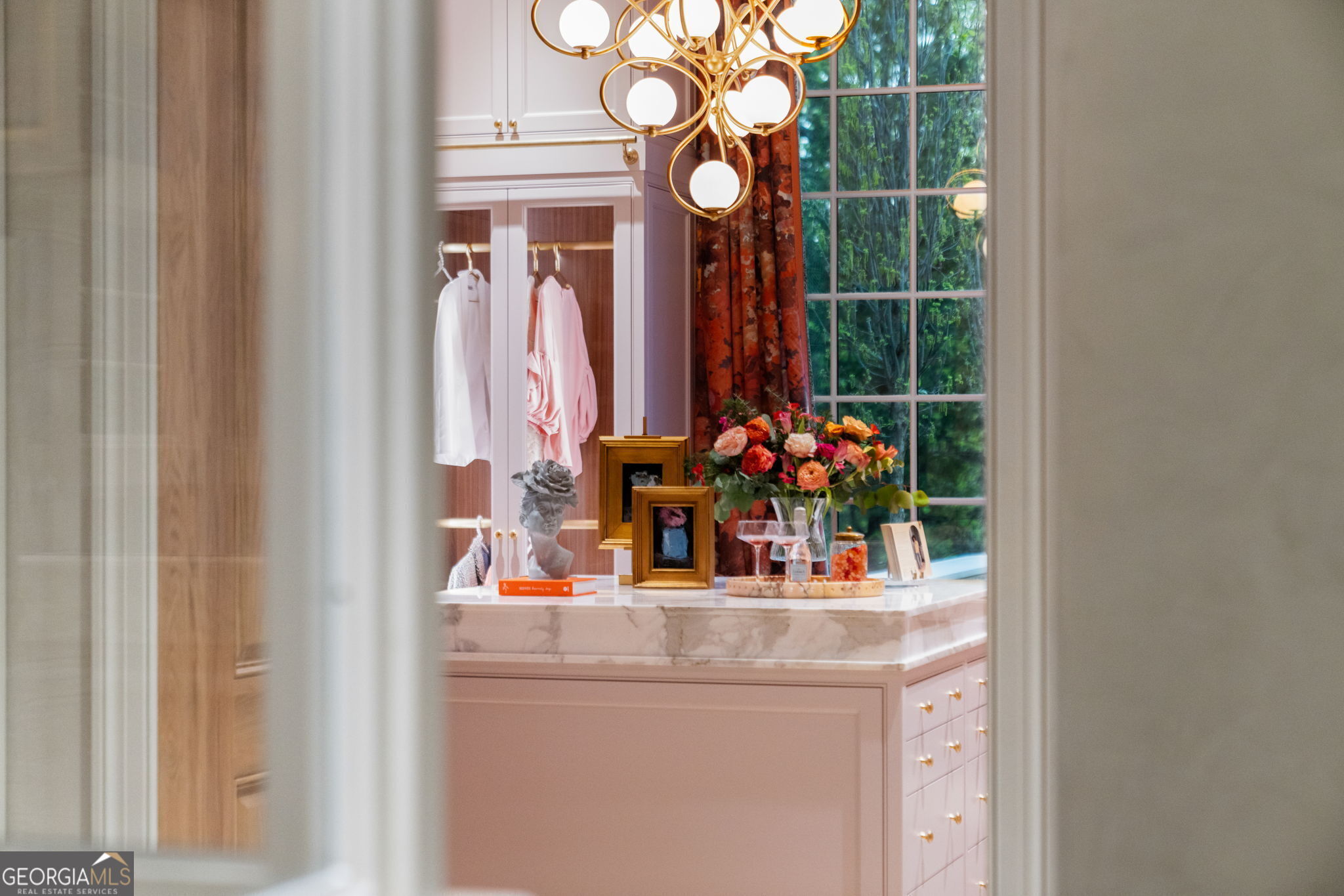 Tuxedo Park - Residential