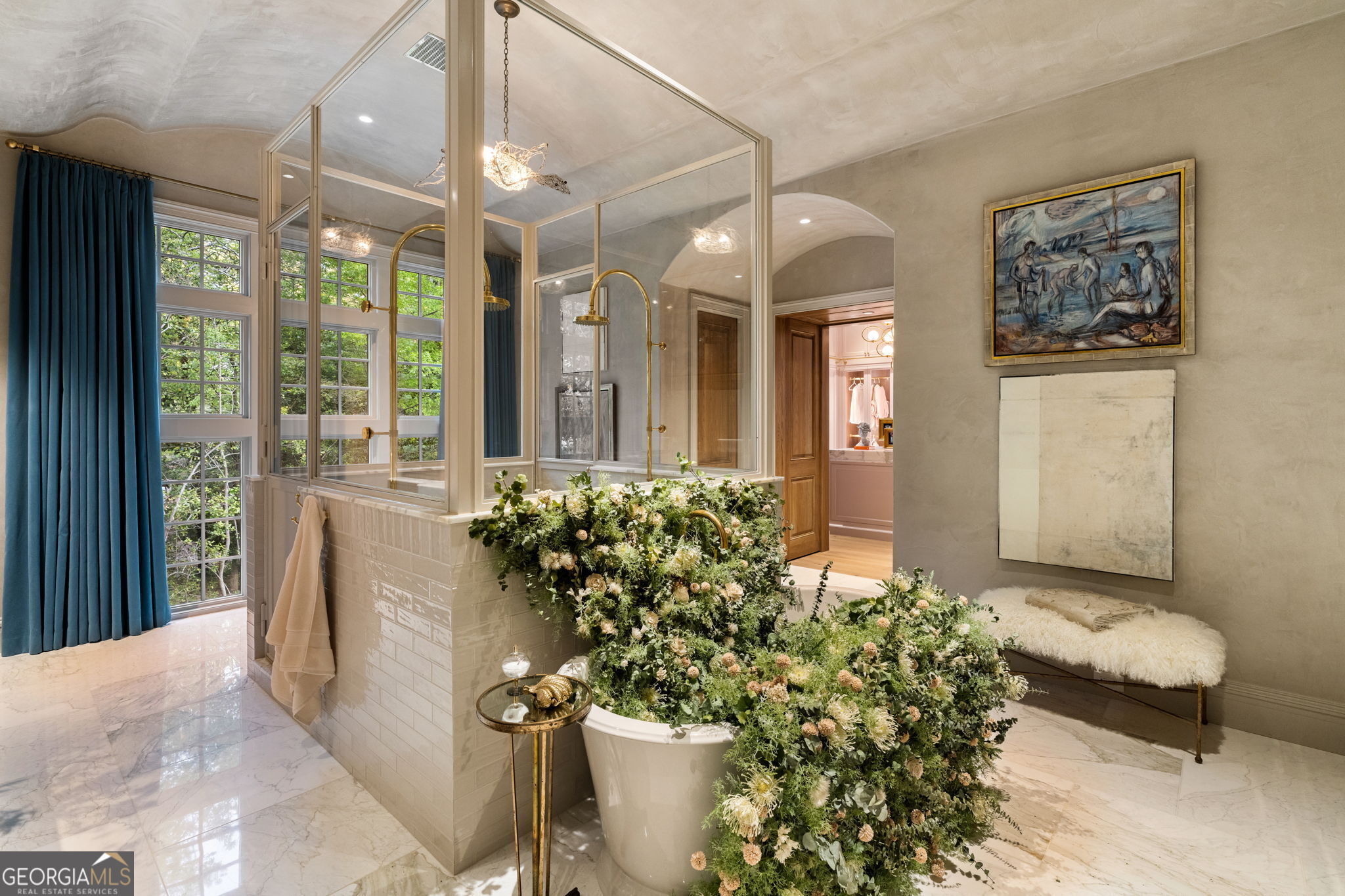 Tuxedo Park - Residential